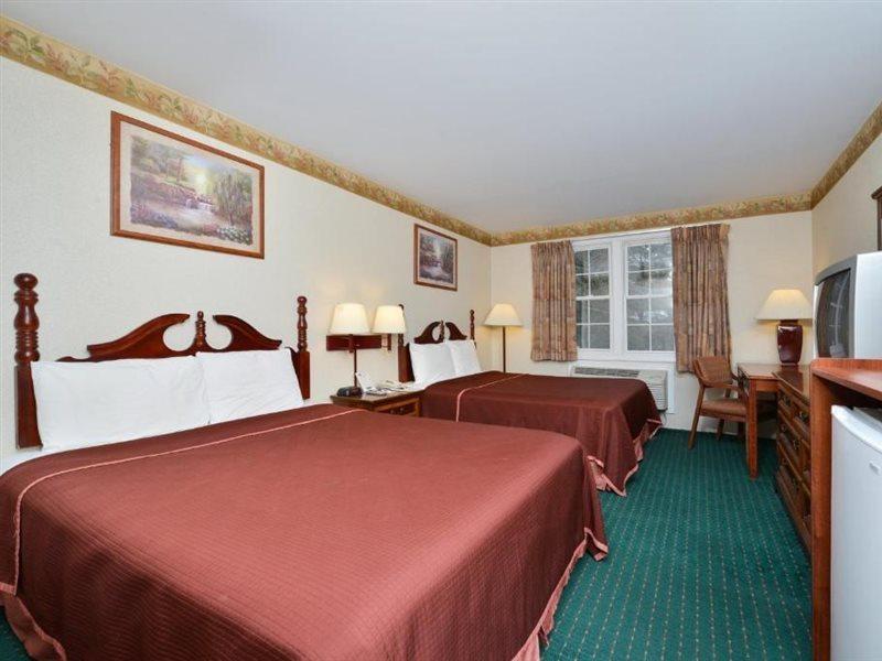 Travelodge By Wyndham Great Barrington Berkshires Esterno foto
