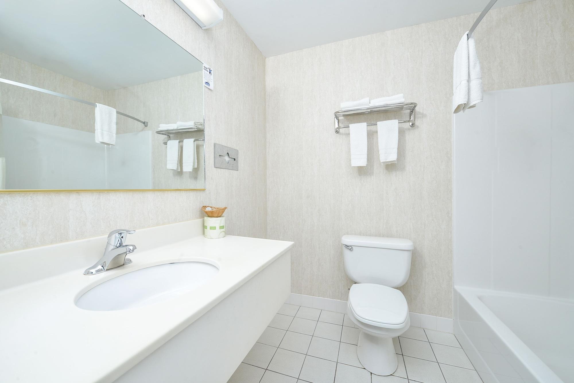Travelodge By Wyndham Great Barrington Berkshires Esterno foto