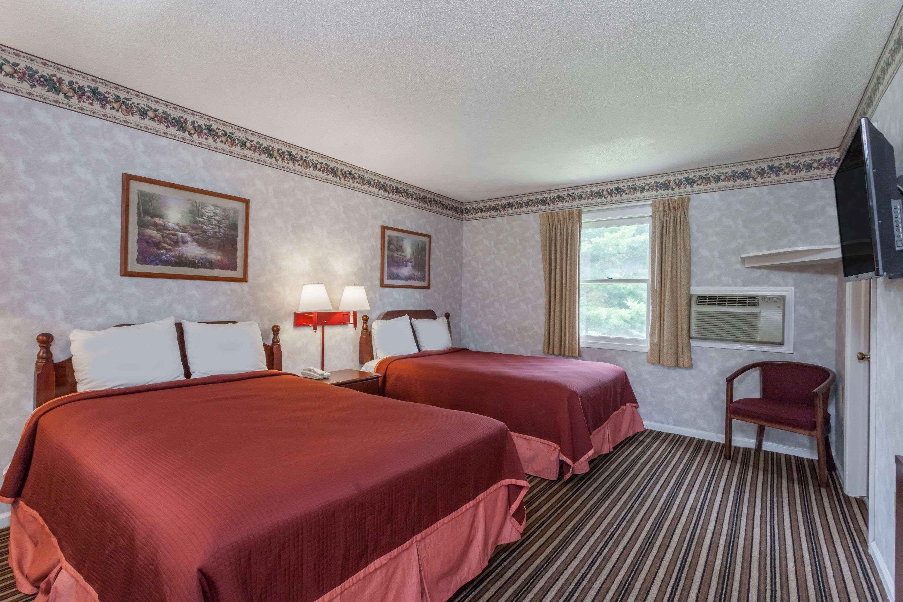 Travelodge By Wyndham Great Barrington Berkshires Esterno foto