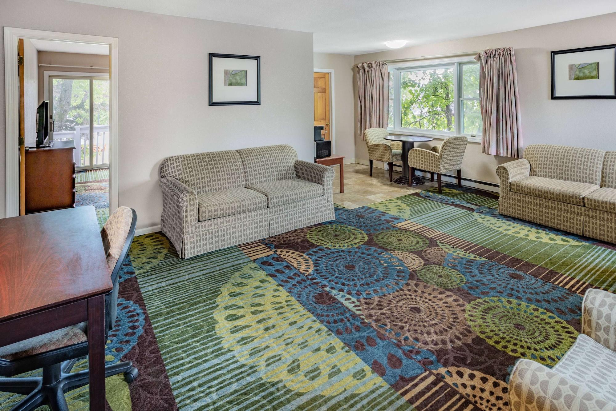 Travelodge By Wyndham Great Barrington Berkshires Esterno foto