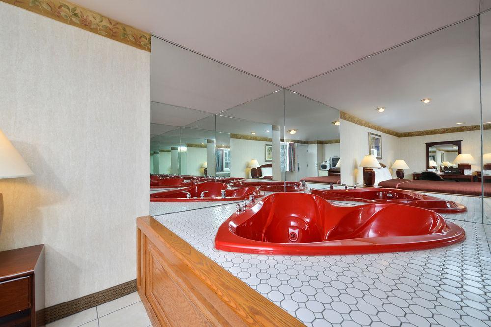 Travelodge By Wyndham Great Barrington Berkshires Esterno foto